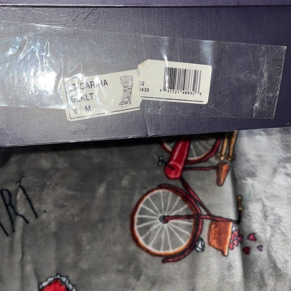 Sandals - Picture 4 of 5